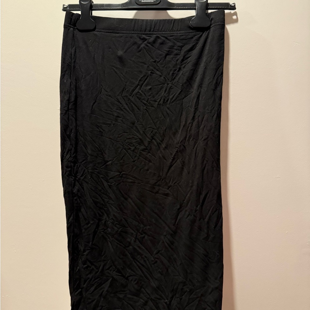 SHEIN Classic Black Pencil Skirt